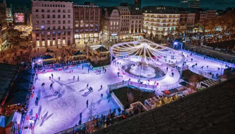 Eisbahn mieten: Eisbahn mieten oder kaufen für einen Weihnachtsmarkt oder einen Wintervent. Preise für die Miete einer Eisbahn berechnen und den Preis für eine mobile Eisbahn kalkulieren.